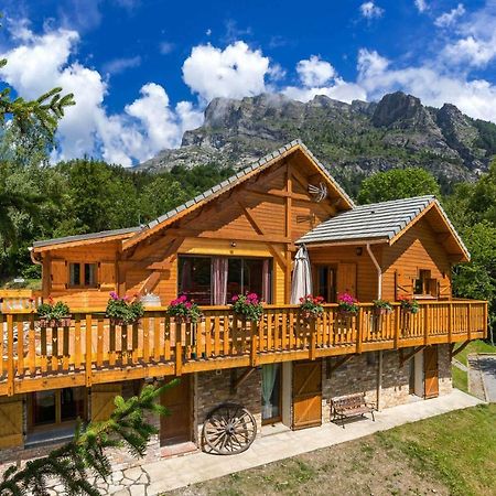 Gite&Spa Le Montagnard Saint-Jean-Saint-Nicolas Exterior photo